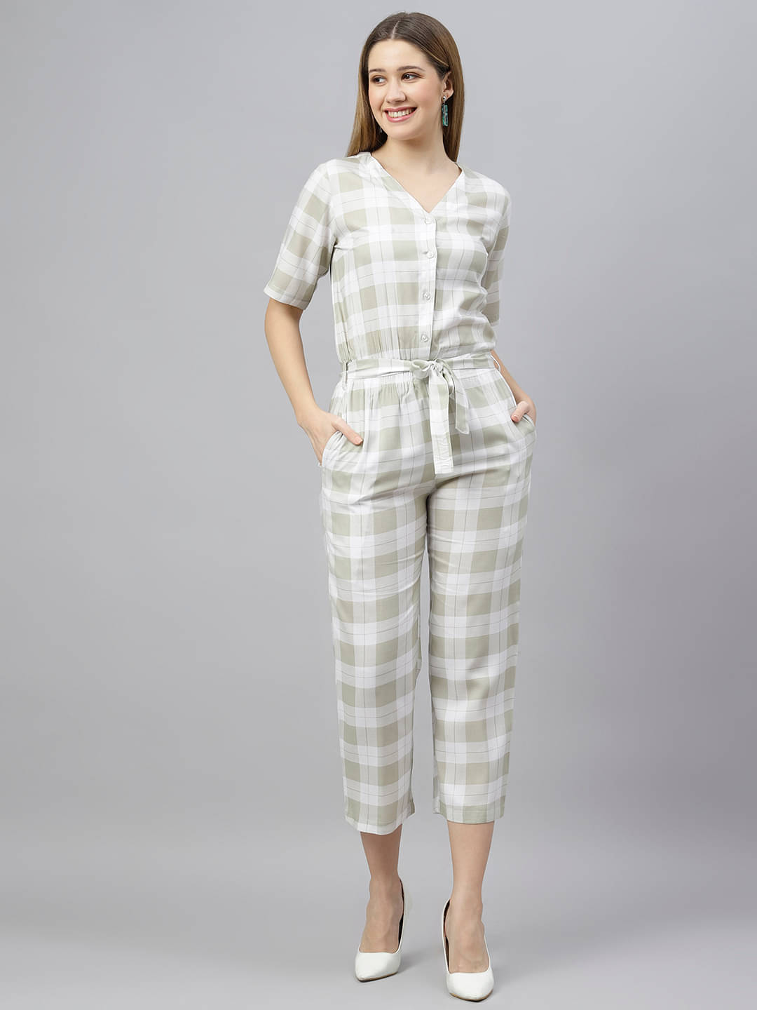     			Flamboyant Green Rayon Regular Fit Women's Jumpsuit ( Pack of 1 )