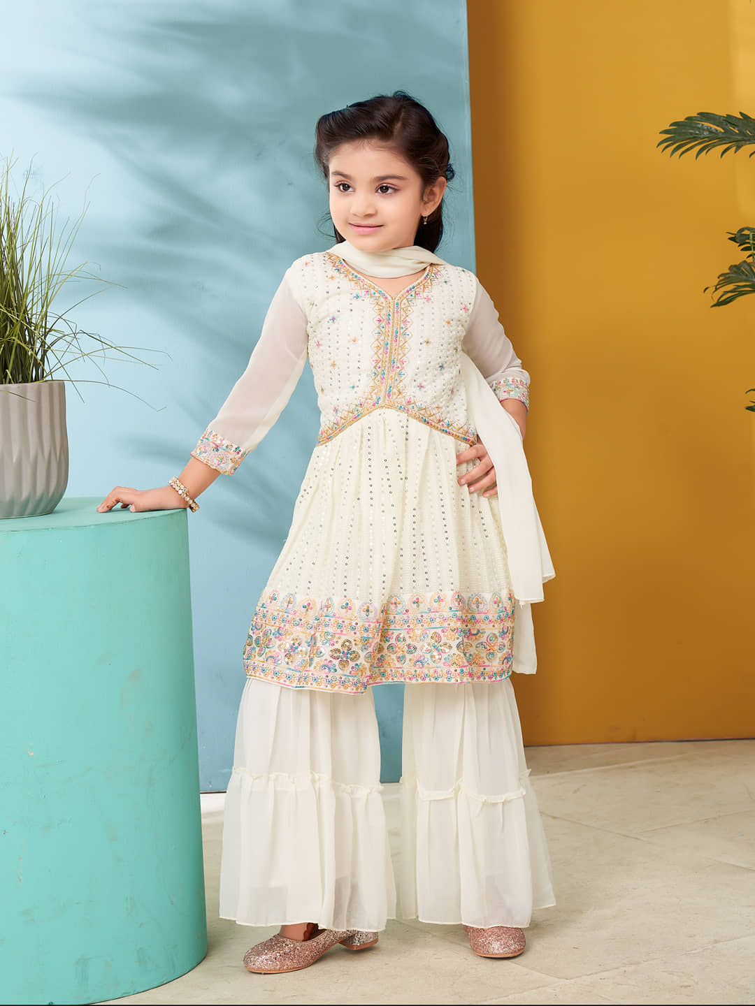 Aarika Girls Georgette Kurta and Sharara Set ( Pack of 1 , Cream )