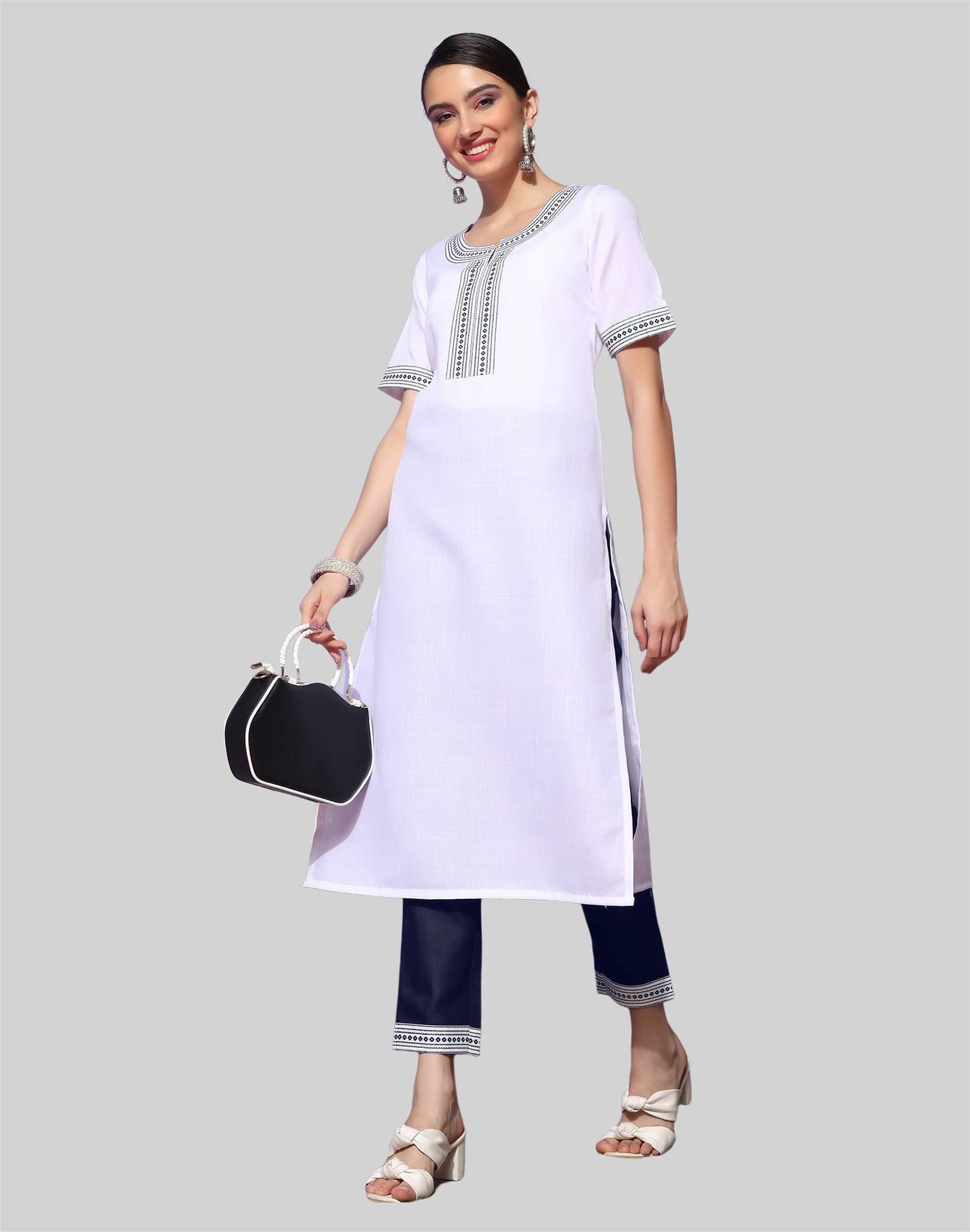     			Skylee Cotton Silk Printed Kurti With Pants Women's Stitched Salwar Suit - White ( Pack of 1 )