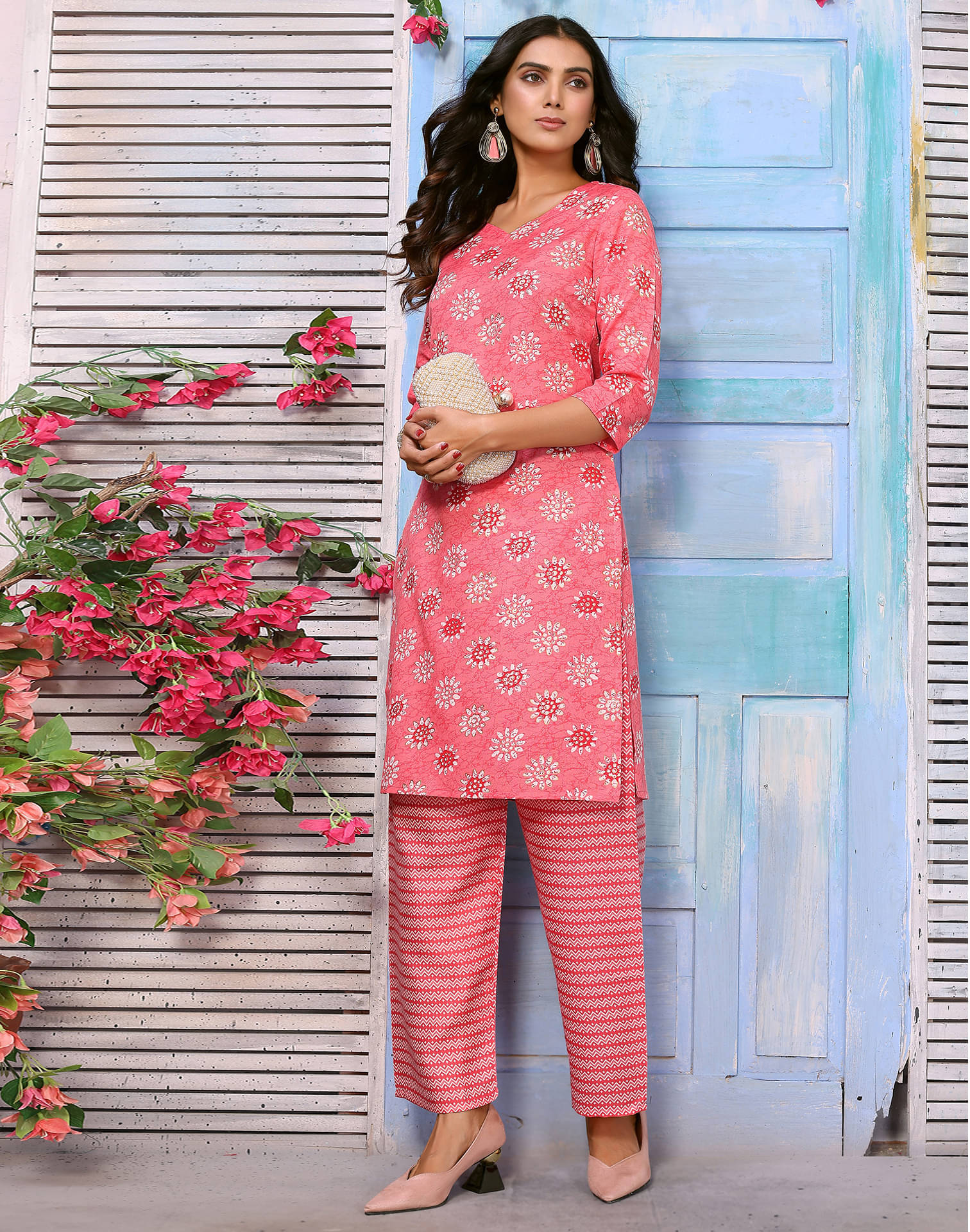     			Skylee Cotton Blend Printed Kurti With Pants Women's Stitched Salwar Suit - Pink ( Pack of 1 )