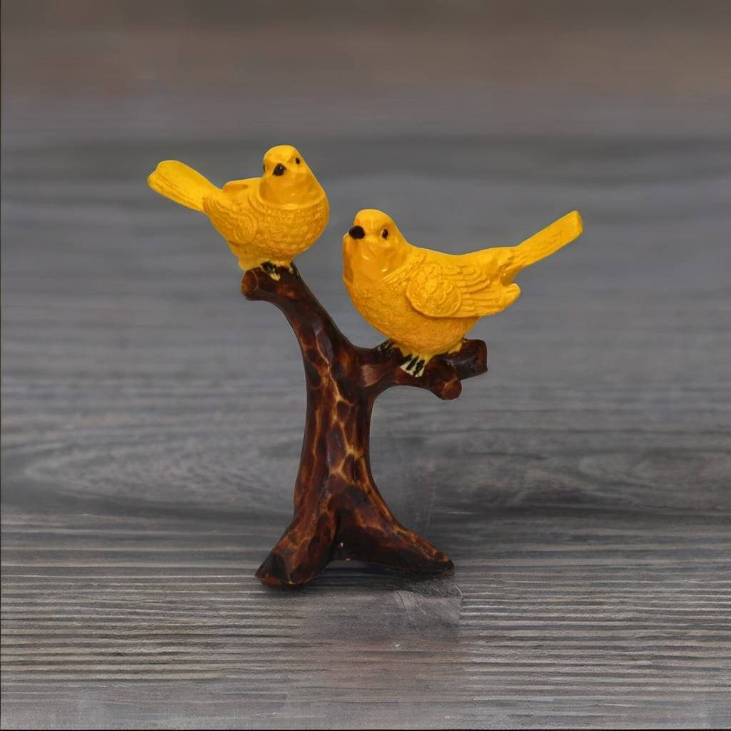 BECKON VENTURE Bird Showpiece 12 cm - Pack of 1 BECKON VENTURE Bird Showpiece 12 cm - Pack of 1