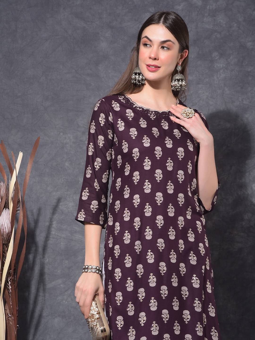 Mamoose Rayon Self Design Straight Women's Kurti - Wine ( Pack of 1 ) Mamoose Rayon Self Design Straight Women's Kurti - Wine ( Pack of 1 )
