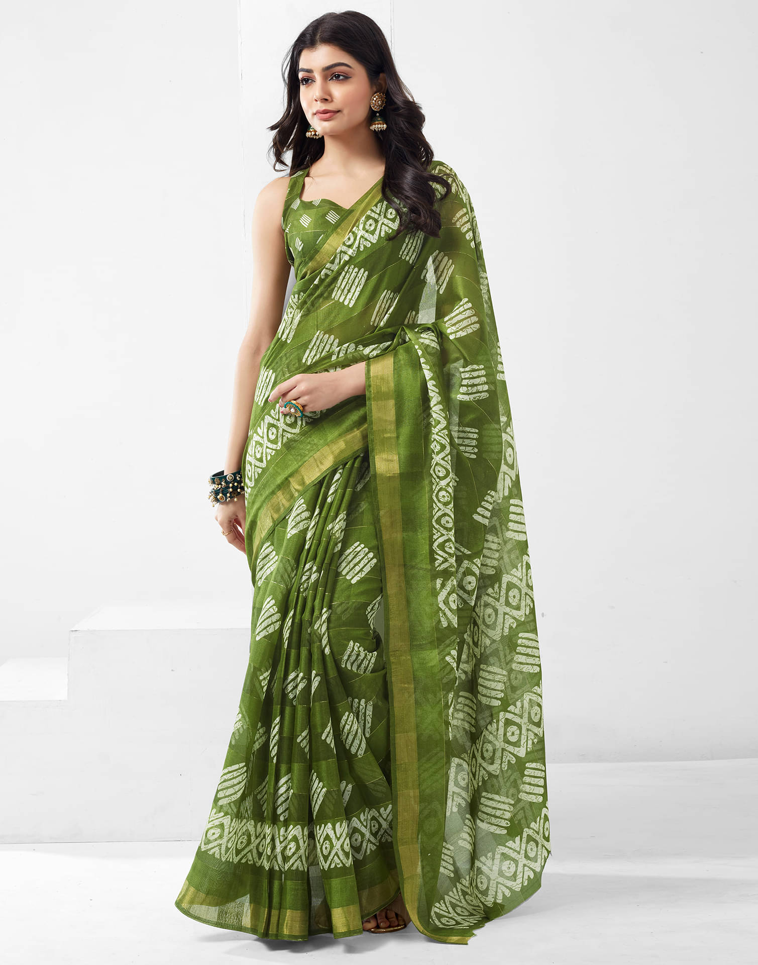     			Samah Cotton Blend Printed Saree With Unstitched Blouse Piece ( Light Green )