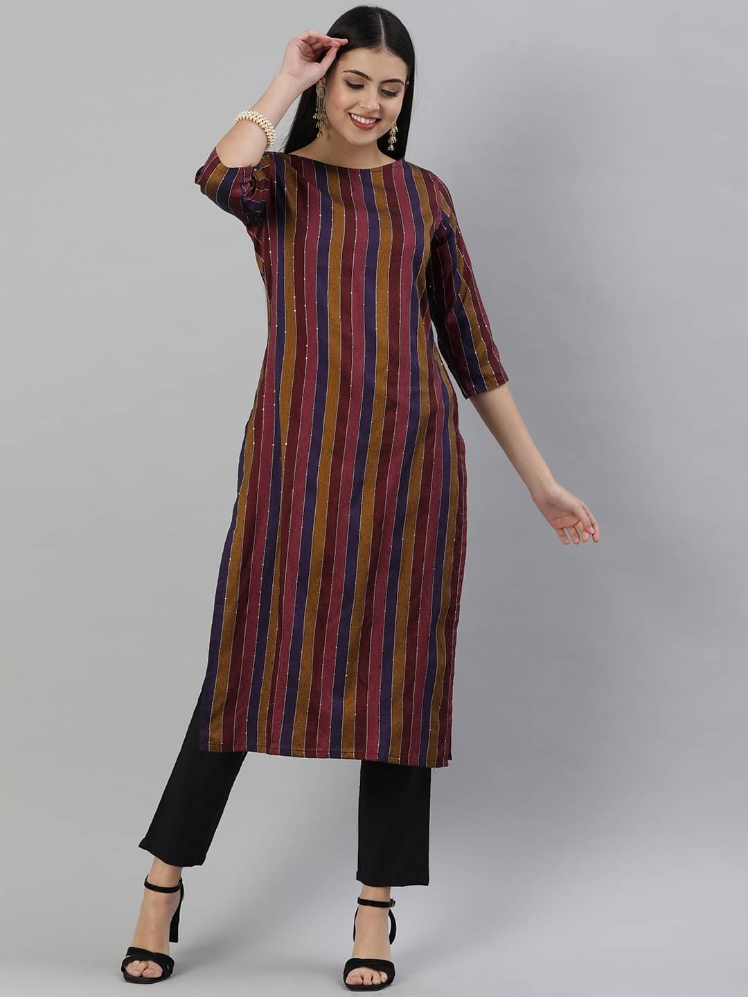     			Shaily Retails Cotton Printed Straight Women's Kurti - Maroon ( Pack of 1 )