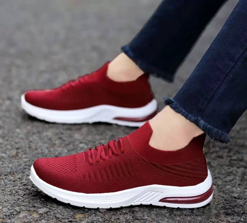     			Fabbmate - Maroon Women's Running Shoes