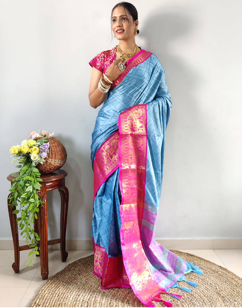     			JULEE Banarasi Silk Embellished Saree With Unstitched Blouse Piece ( SkyBlue )