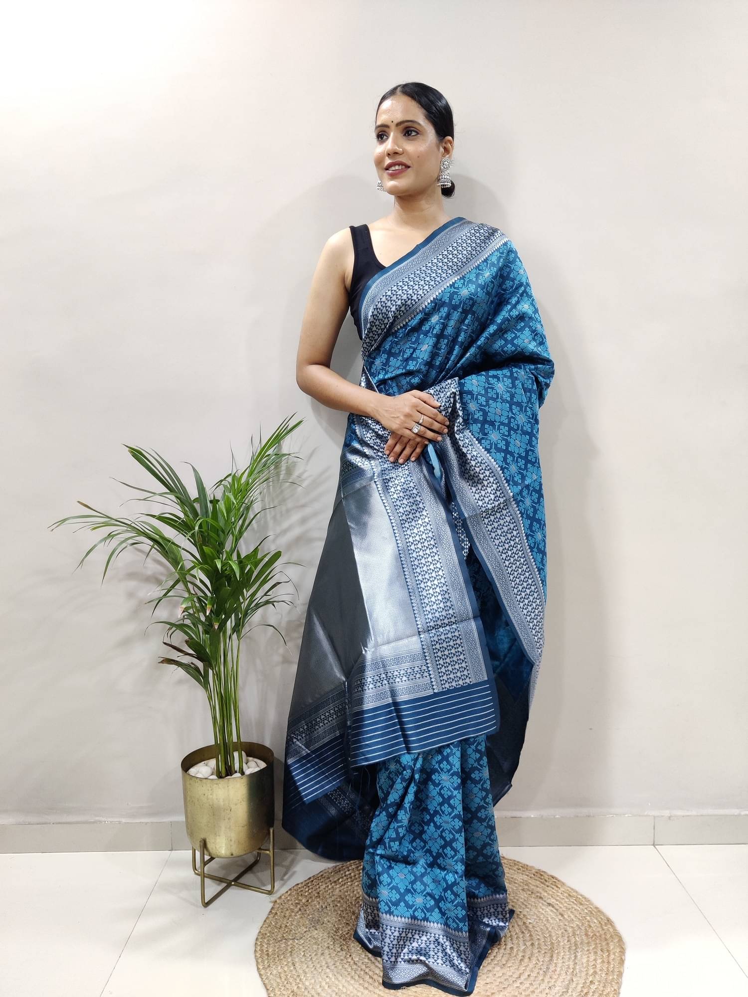 A TO Z CART Banarasi Silk Embellished Saree With Unstitched Blouse Piece ( Blue ) A TO Z CART Banarasi Silk Embellished Saree With Unstitched Blouse Piece ( Blue )
