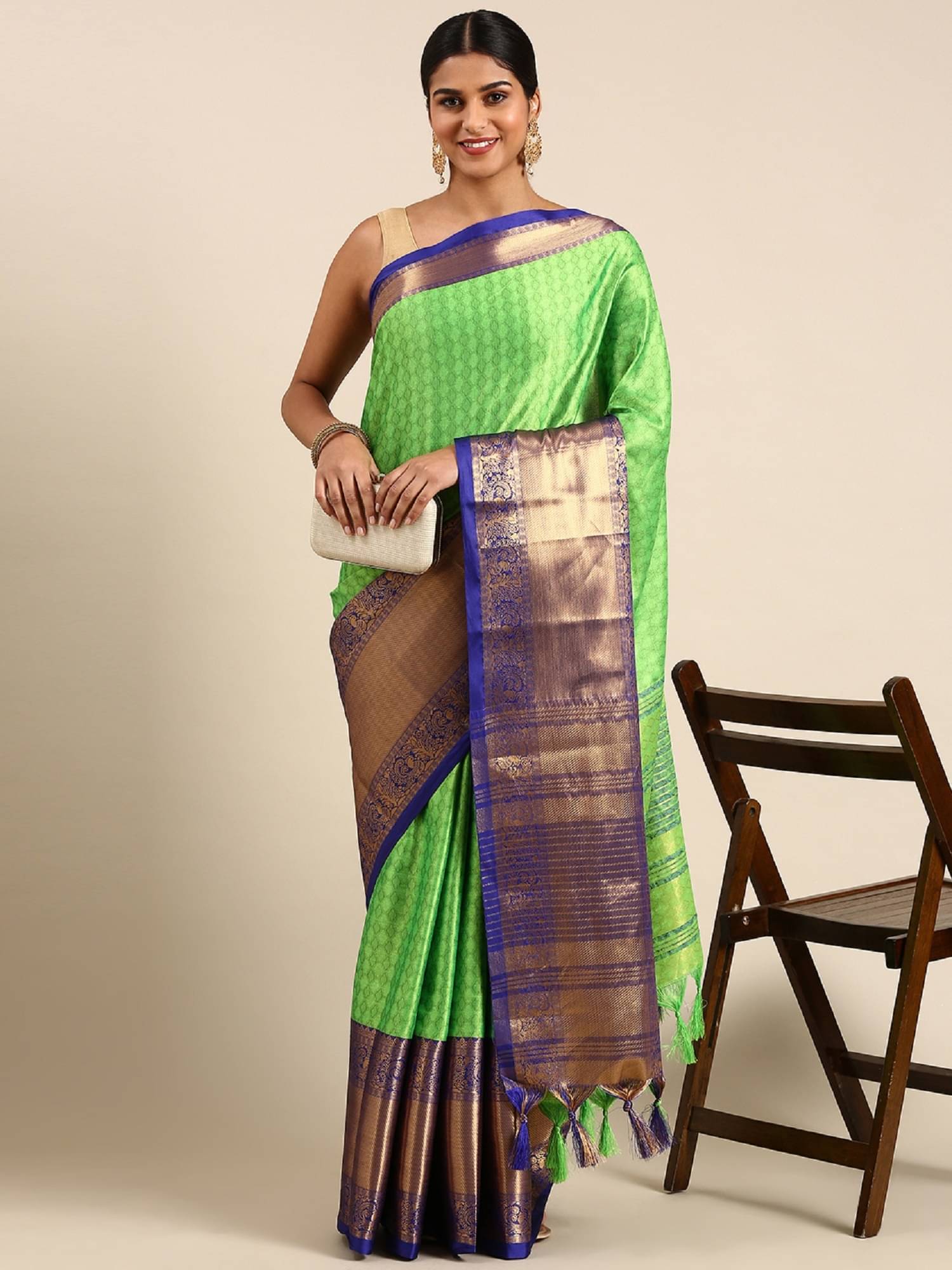     			A TO Z CART Cotton Silk Embellished Saree With Unstitched Blouse Piece ( Mint Green )