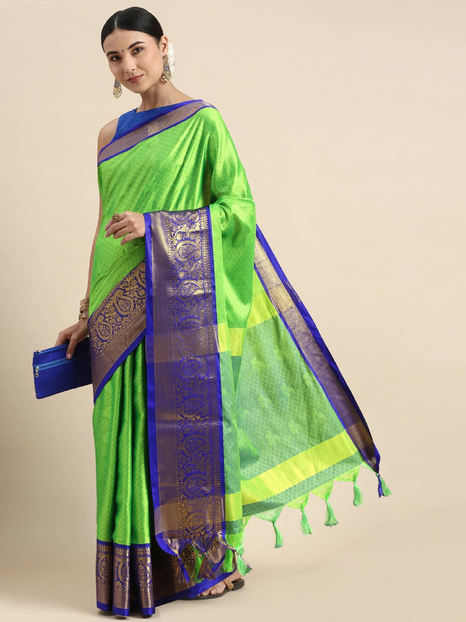 A TO Z CART Jacquard Embellished Saree With Unstitched Blouse Piece ( Mint Green ) A TO Z CART Jacquard Embellished Saree With Unstitched Blouse Piece ( Mint Green )