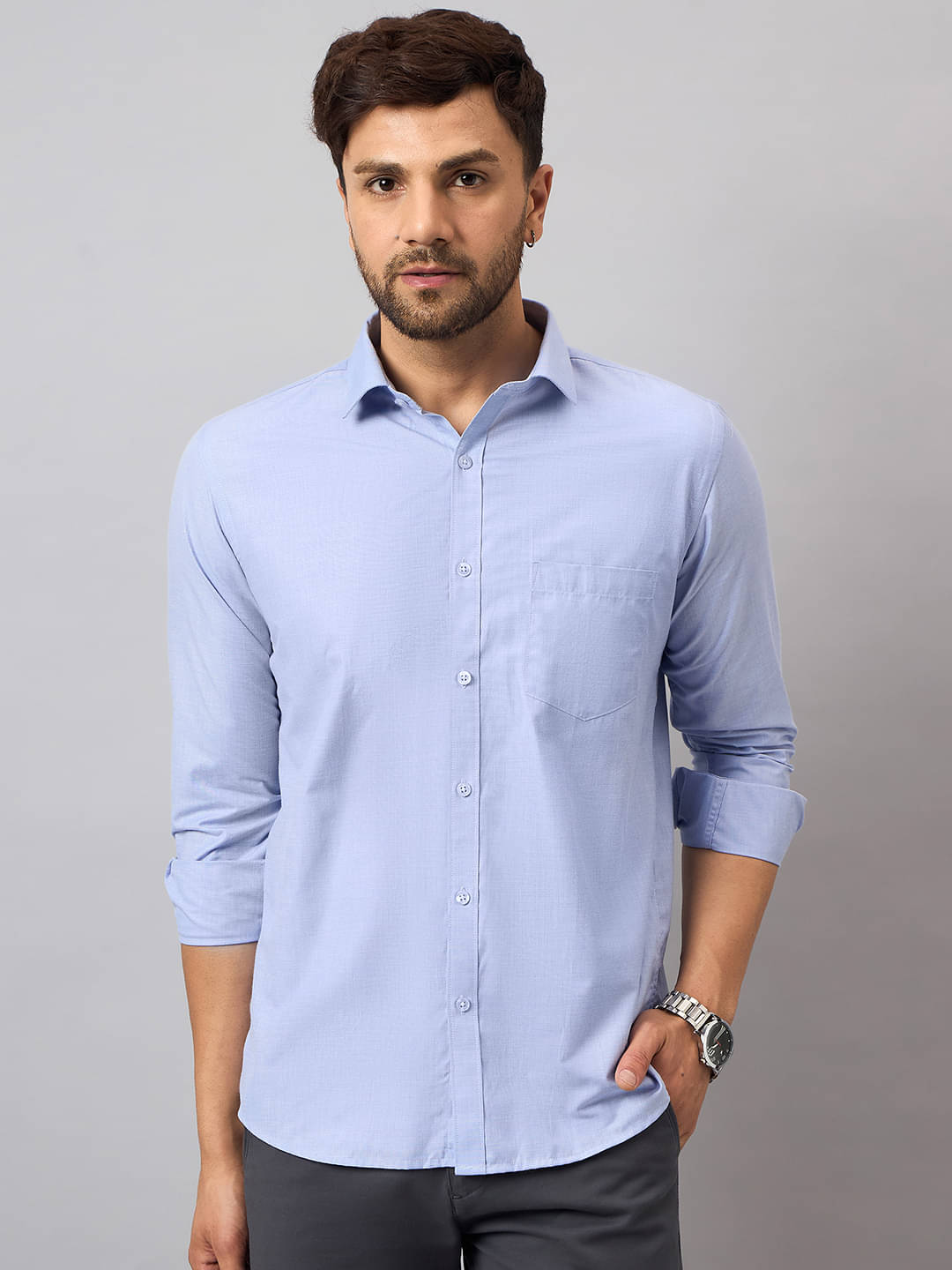 Club York Cotton Blend Regular Fit Solids Full Sleeves Men's Casual Shirt - Light Blue ( Pack of 1 )     			Club York Cotton Blend Regular Fit Solids Full Sleeves Men's Casual Shirt - Light Blue ( Pack of 1 )