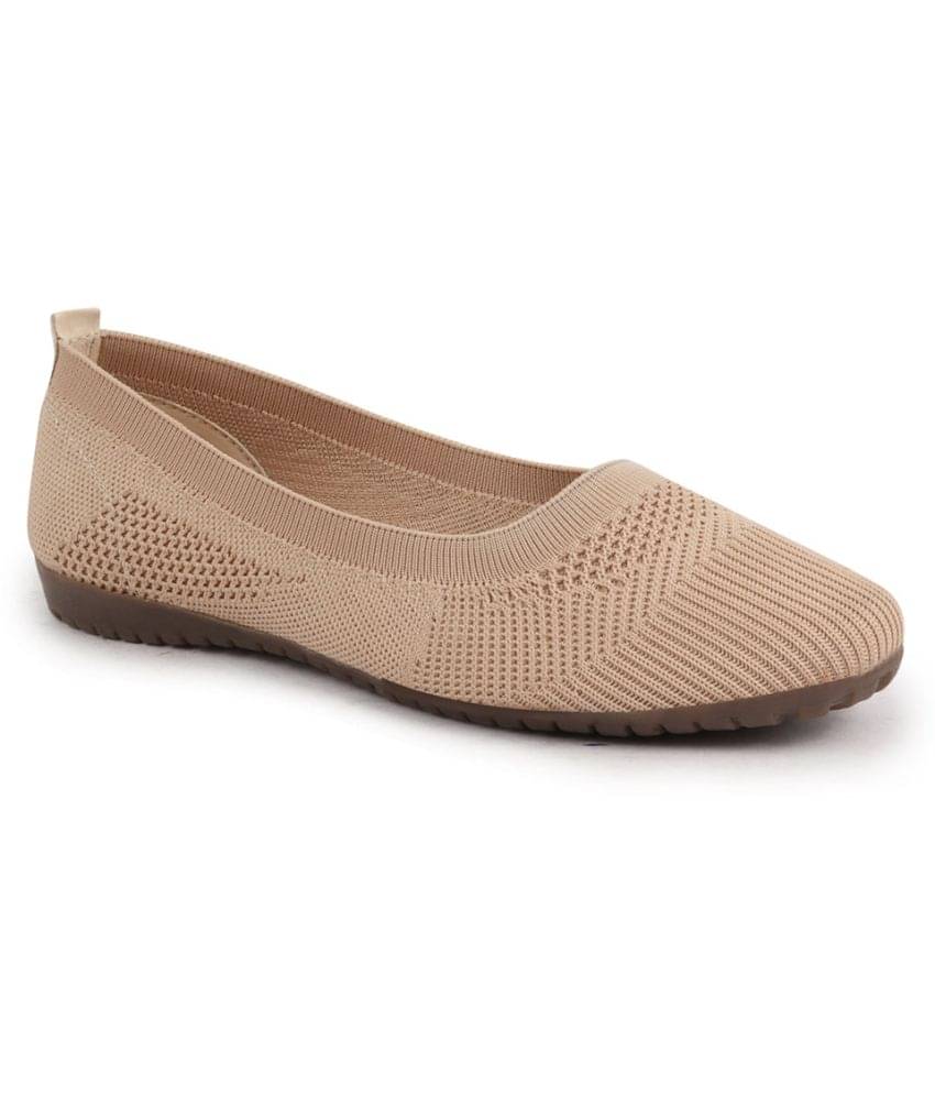     			Fausto Cream Women's Casual Ballerinas