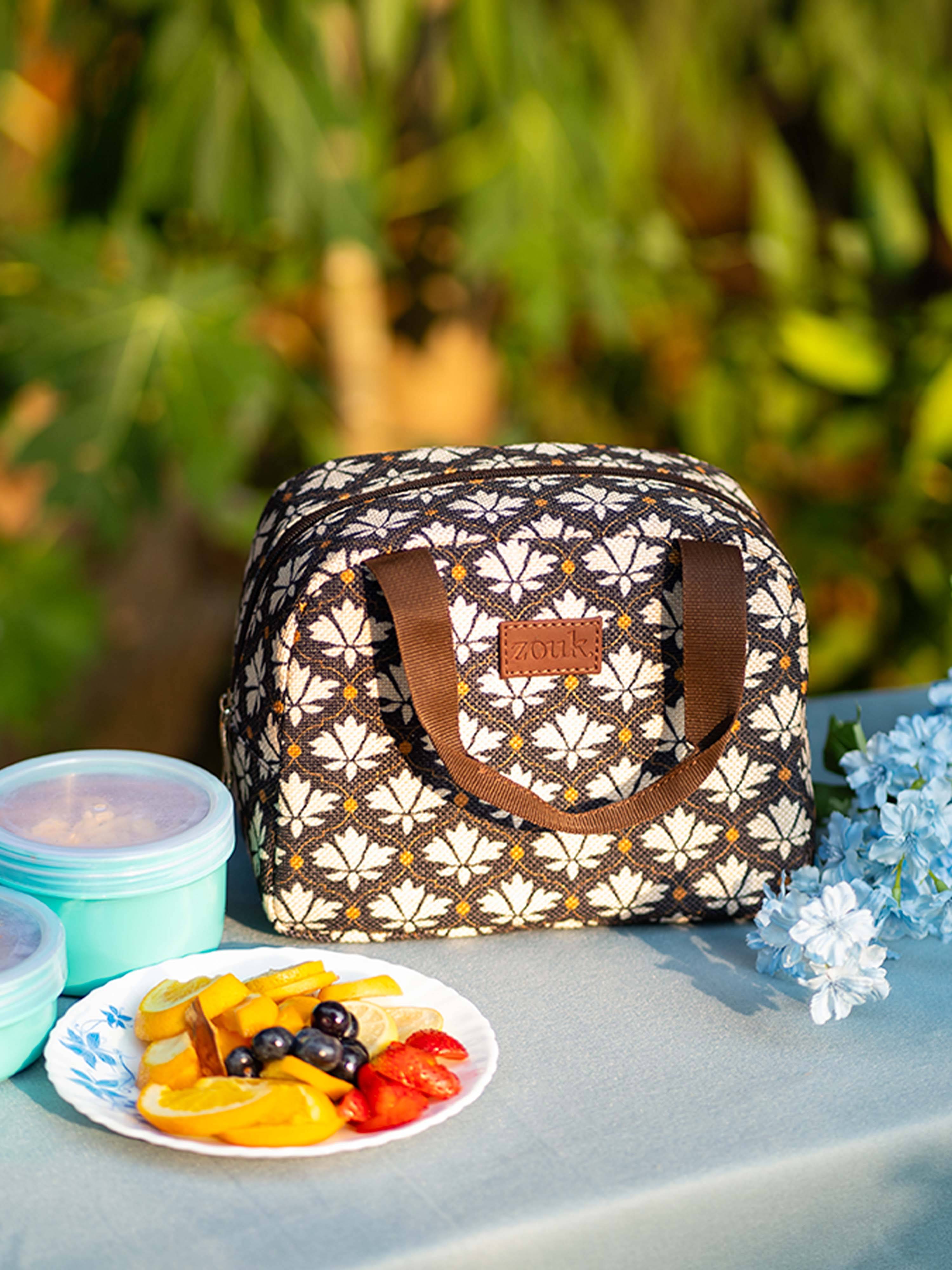     			Zouk Black Lunch Bags ( 1 Pc )