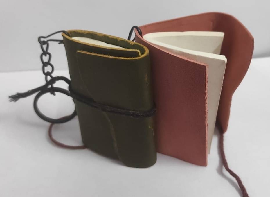 Leather Mini Pocket Diary (4 Different Colours in One Pack) Leather Mini Pocket Diary (4 Different Colours in One Pack)
