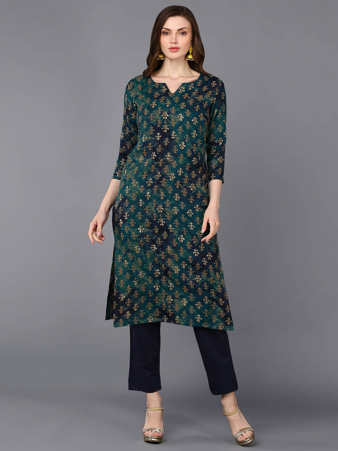 Vaamsi Silk Blend Printed Straight Women's Kurti - Blue ( Pack of 1 )     			Vaamsi Silk Blend Printed Straight Women's Kurti - Blue ( Pack of 1 )