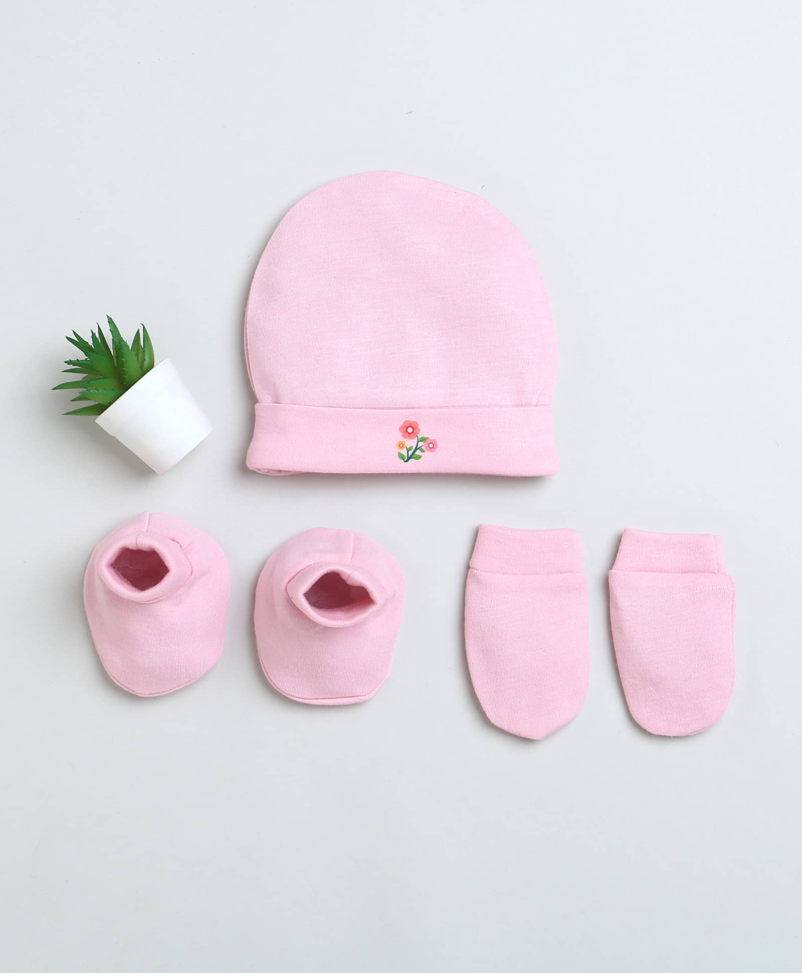 BUMZEE Pink Boys Cotton Cap Mitten Bootie Set Age - 0-3 Months