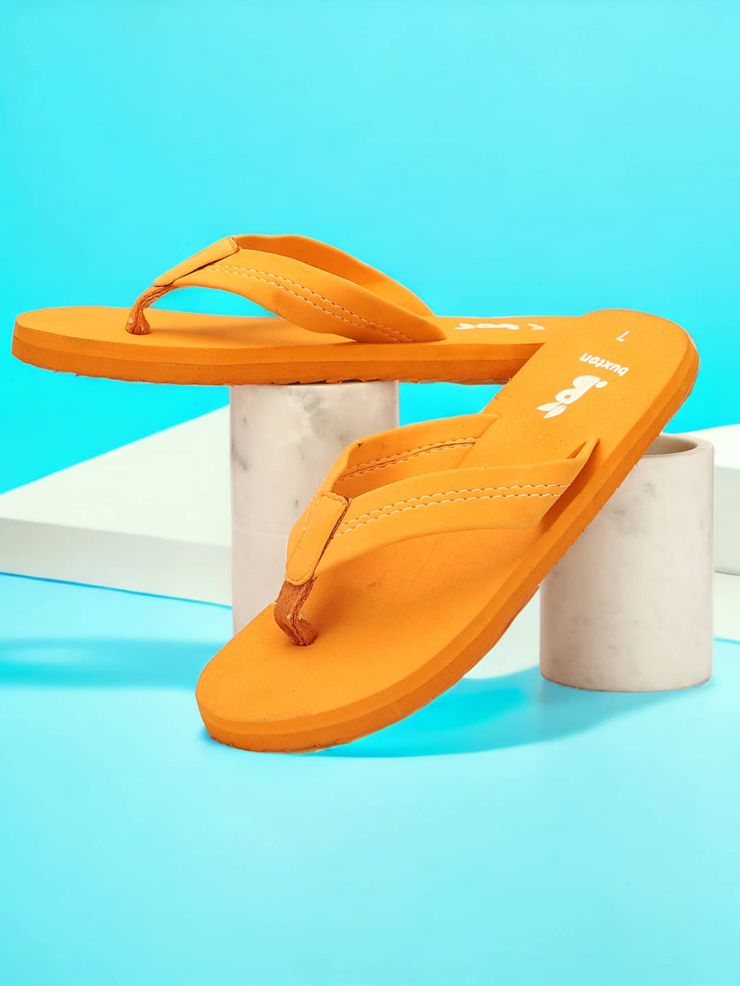     			Buxton Orange Men's Daily Slipper