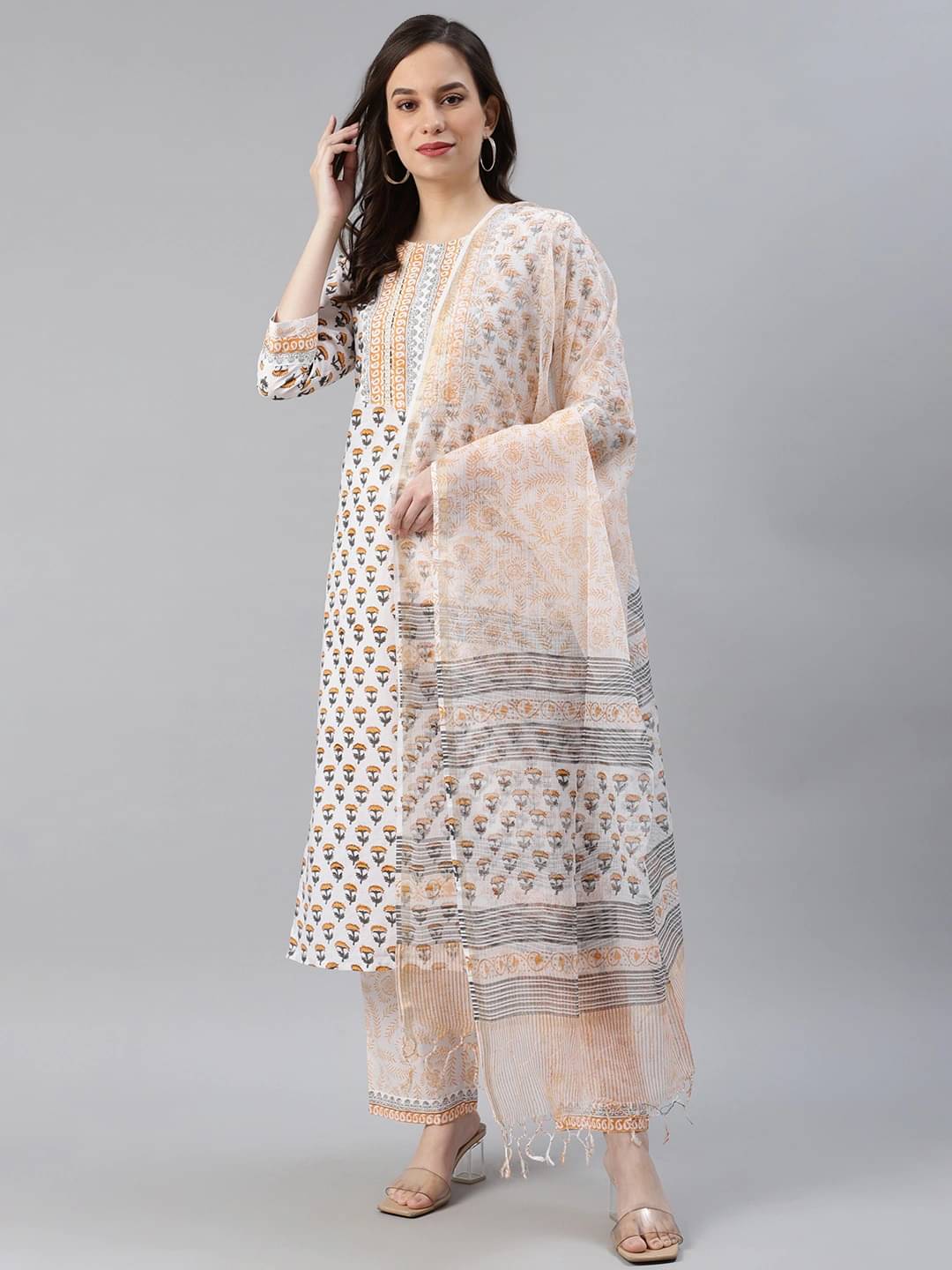 Vaamsi Cotton Printed Kurti With Pants Women's Stitched Salwar Suit - White ( Pack of 1 )     			Vaamsi Cotton Printed Kurti With Pants Women's Stitched Salwar Suit - White ( Pack of 1 )