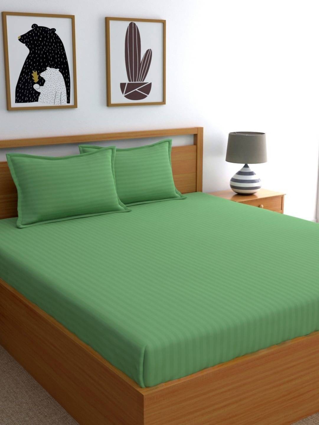     			Neekshaa Satin 1 Double Bedsheet with 2 Pillow Covers ( Green )