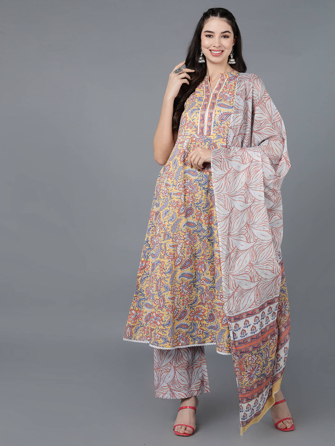     			Vaamsi Cotton Printed Kurti With Palazzo Women's Stitched Salwar Suit - Yellow ( Pack of 1 )