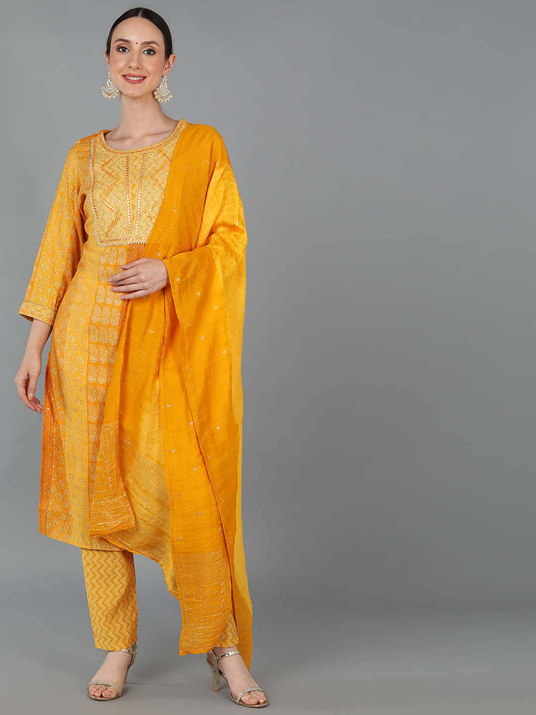 Vaamsi Silk Blend Printed Kurti With Pants Women's Stitched Salwar Suit - Mustard ( Pack of 1 ) Vaamsi Silk Blend Printed Kurti With Pants Women's Stitched Salwar Suit - Mustard ( Pack of 1 )