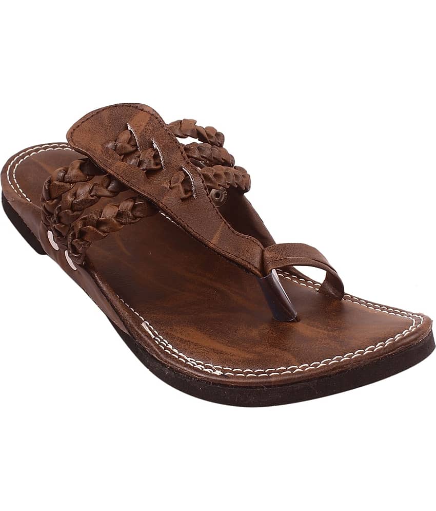 Apratim Brown Men's Kolhapuris - Ethnic Shoes | Buy online on ZillyBuy