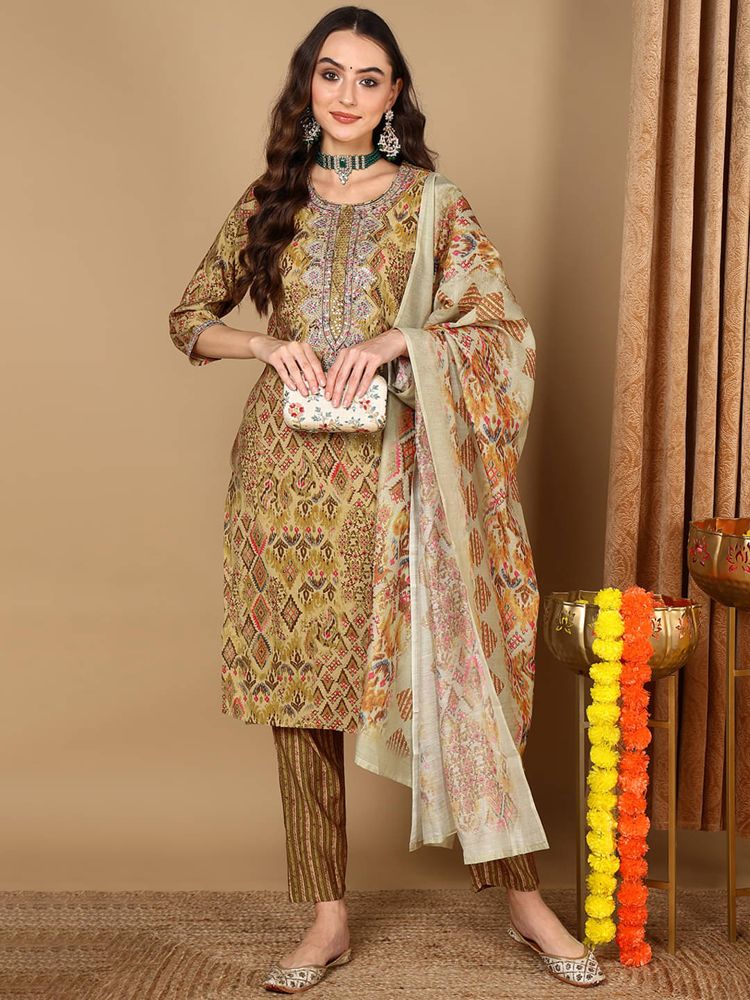 Vaamsi Silk Blend Printed Kurti With Pants Women's Stitched Salwar Suit - Green ( Pack of 1 )     			Vaamsi Silk Blend Printed Kurti With Pants Women's Stitched Salwar Suit - Green ( Pack of 1 )