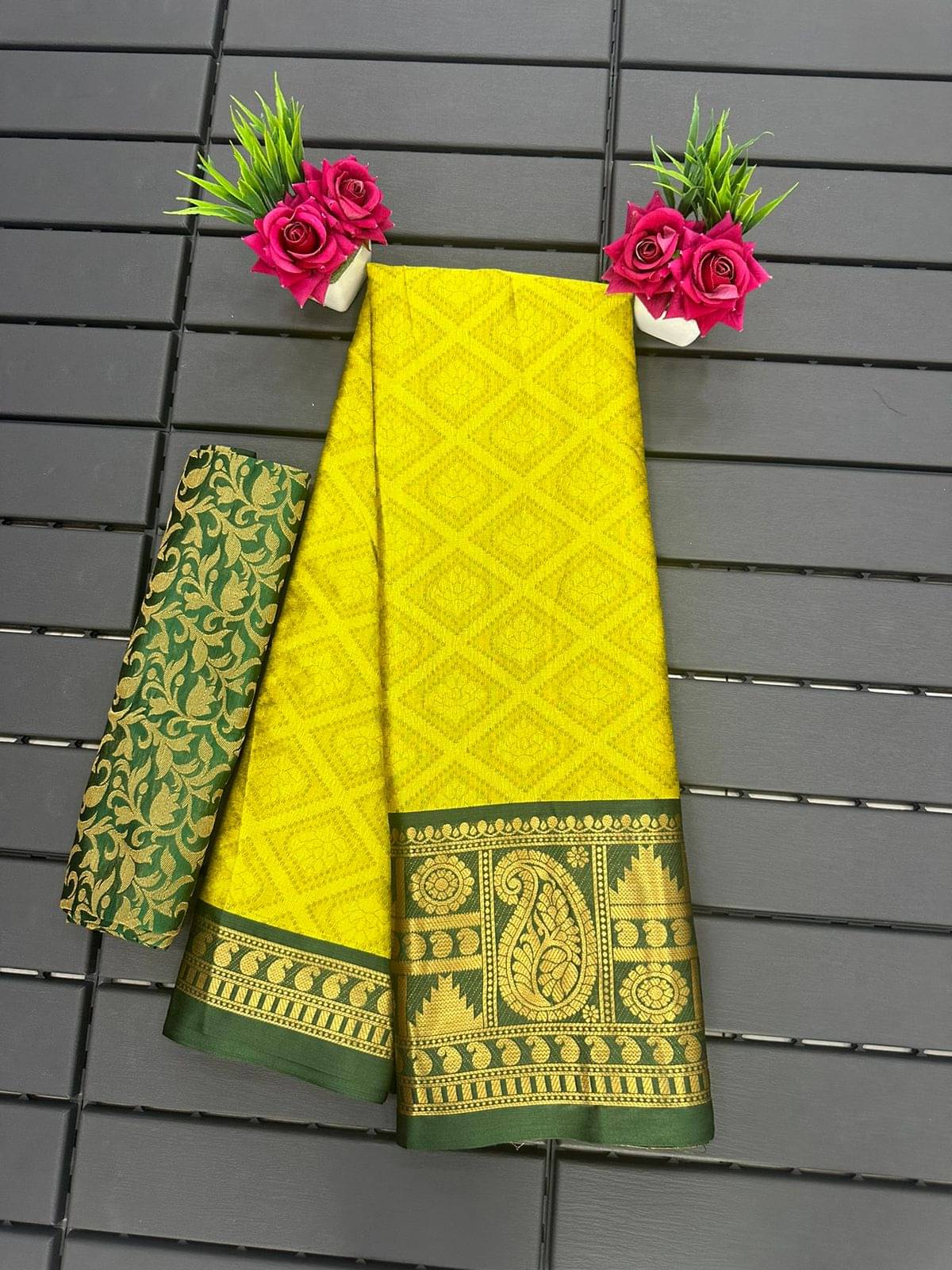 A TO Z CART Banarasi Silk Embellished Saree With Unstitched Blouse Piece ( Lime Green ) A TO Z CART Banarasi Silk Embellished Saree With Unstitched Blouse Piece ( Lime Green )