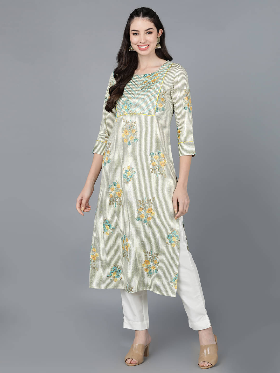 Vaamsi Cotton Printed Straight Women's Kurti - Beige ( Pack of 1 )     			Vaamsi Cotton Printed Straight Women's Kurti - Beige ( Pack of 1 )