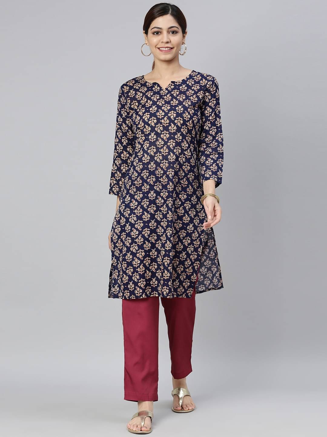     			Vaamsi Cotton Printed Straight Women's Kurti - Blue ( Pack of 1 )