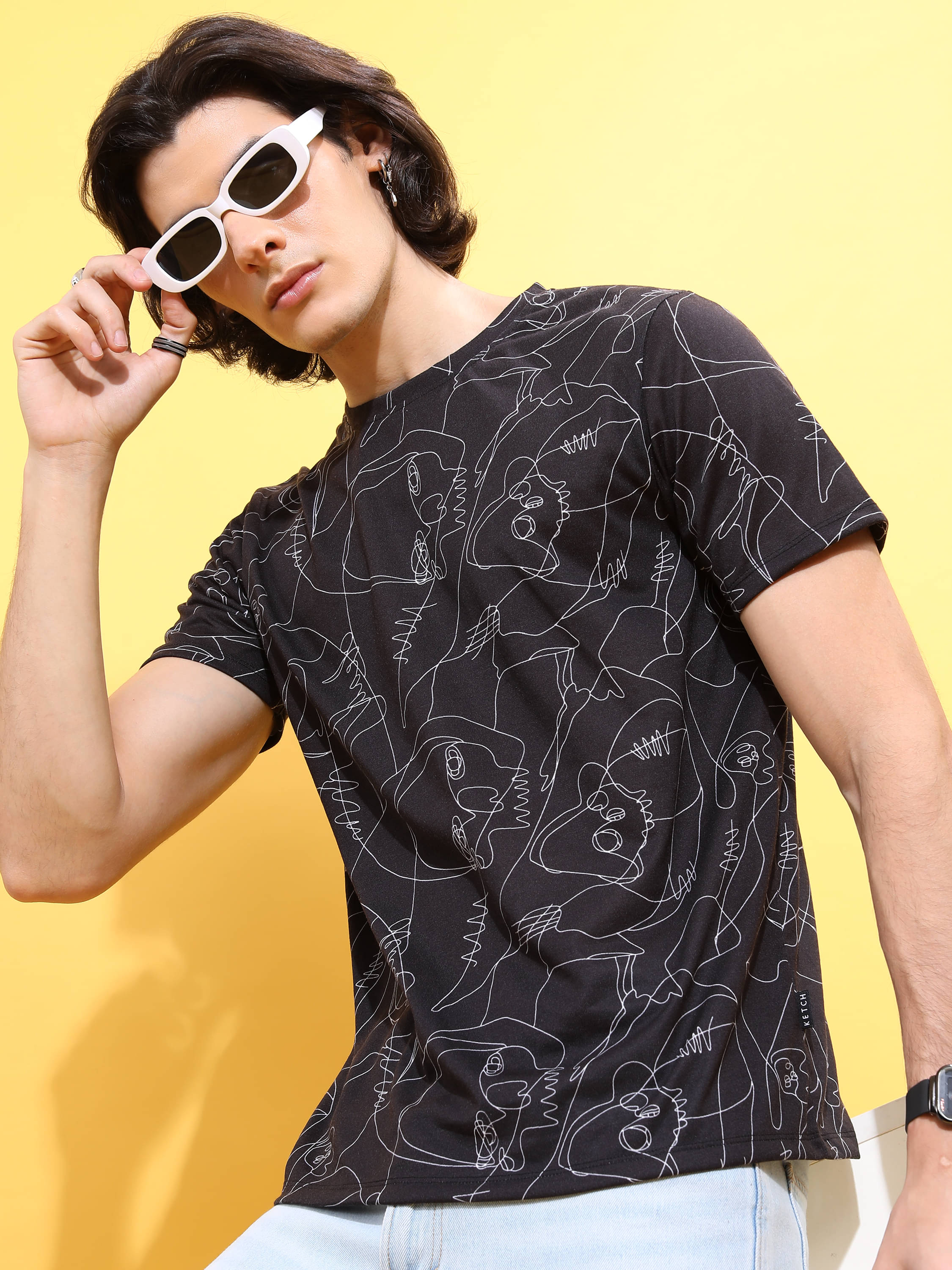 Ketch Pack of 1 Polyester Relaxed Fit Men's T-Shirt ( Black ) Ketch Pack of 1 Polyester Relaxed Fit Men's T-Shirt ( Black )