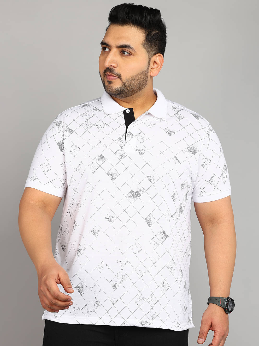 XPLUMP Pack of 1 Cotton Blend Regular Fit Printed Half Sleeves Men's Polo T Shirt ( White ) XPLUMP Pack of 1 Cotton Blend Regular Fit Printed Half Sleeves Men's Polo T Shirt ( White )
