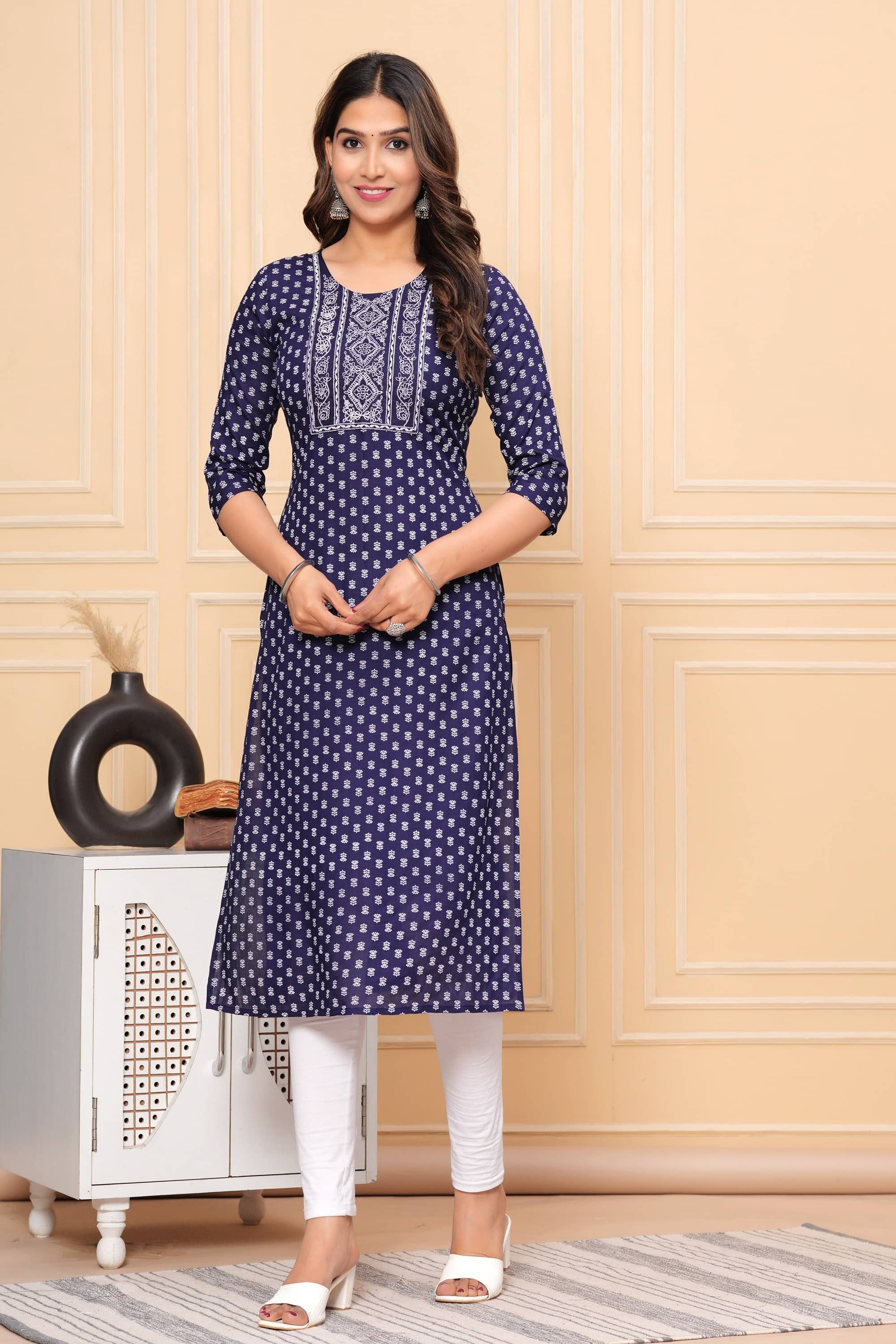 GlowWorld Rayon Embroidered Straight Women's Kurti - Navy ( Pack of 1 ) - Kurtis, Tunics | Buy online on ZillyBuy