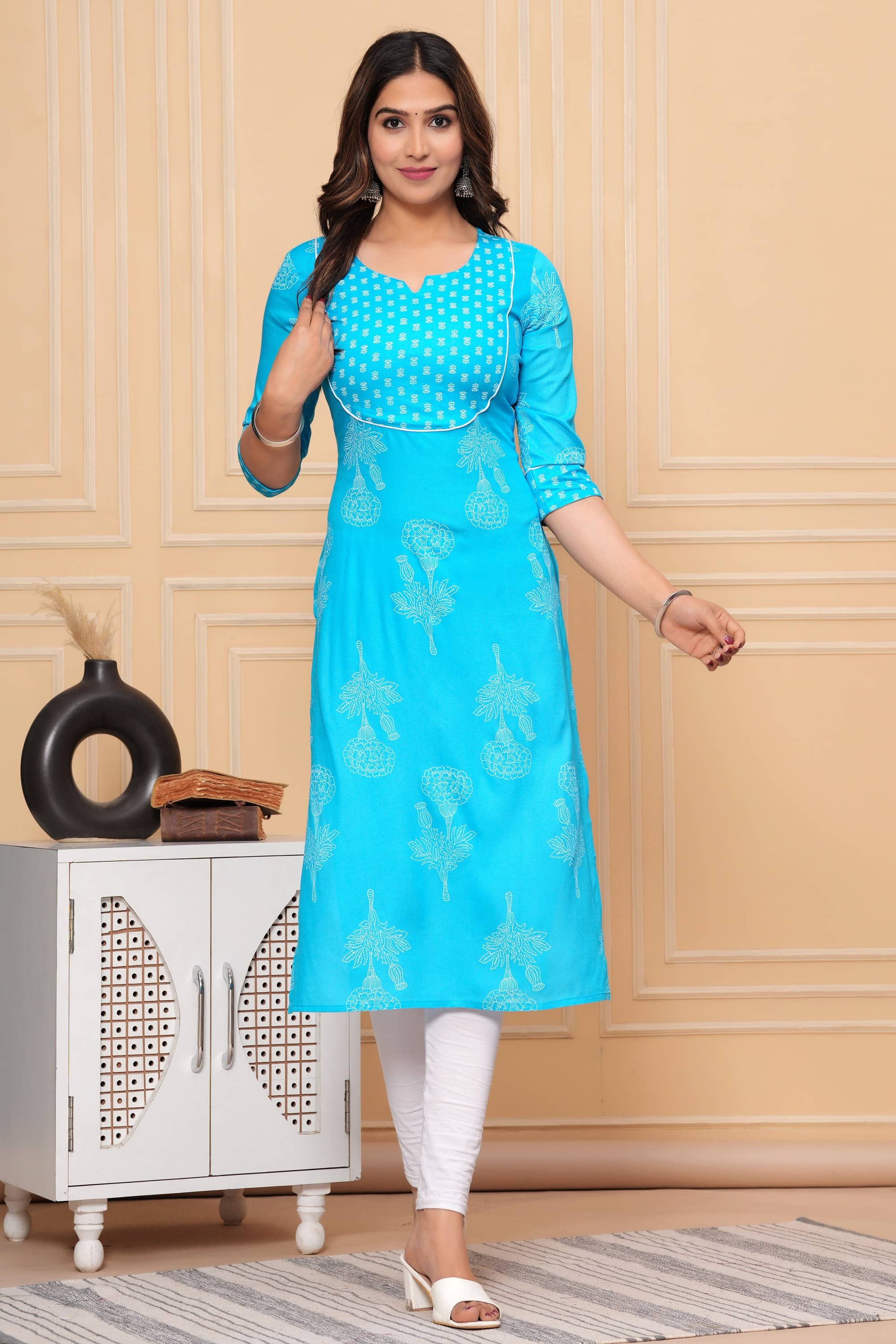 GlowWorld Rayon Printed Straight Women's Kurti - Light Blue ( Pack of 1 ) - Kurtis, Tunics | Buy online on ZillyBuy