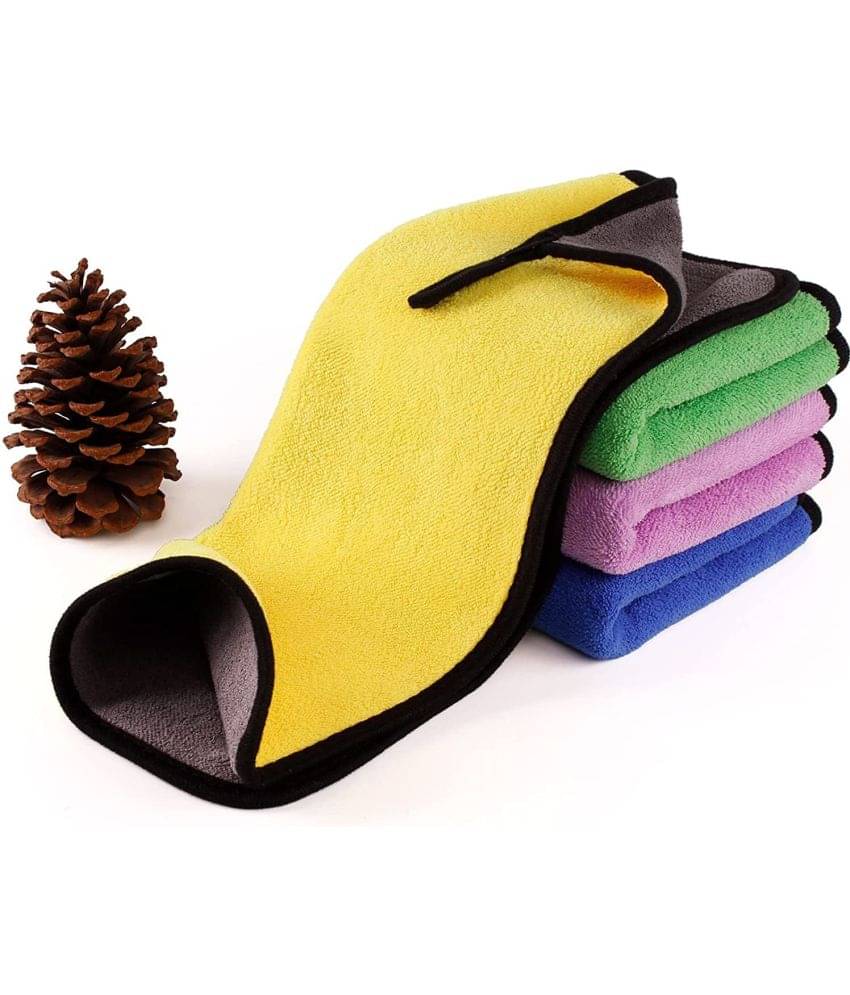 Auto Hub Multicolor 600 GSM Microfiber Cloth For Automobile ( Pack of 4 ) Auto Hub Multicolor 600 GSM Microfiber Cloth For Automobile ( Pack of 4 )