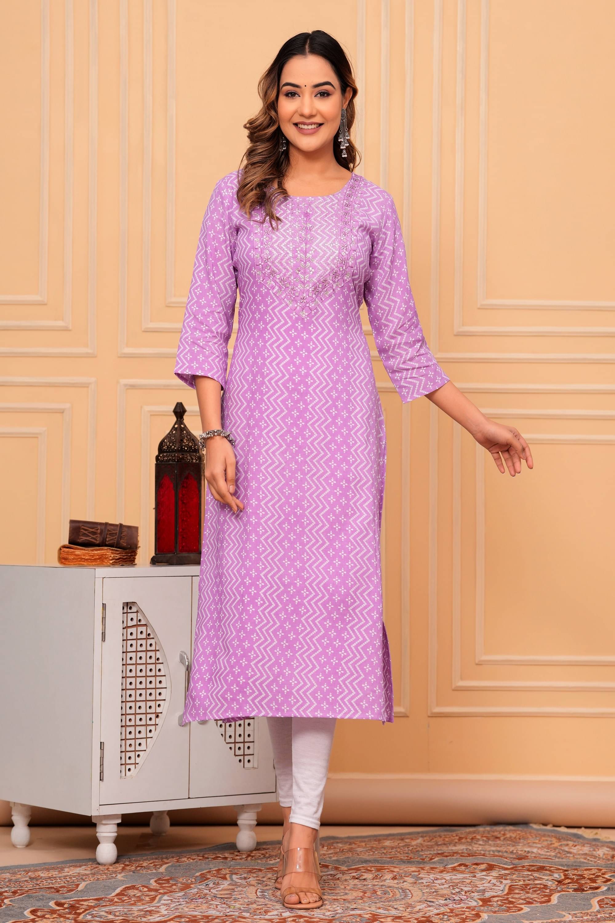     			GlowWorld Cotton Printed Straight Women's Kurti - Purple ( Pack of 1 )