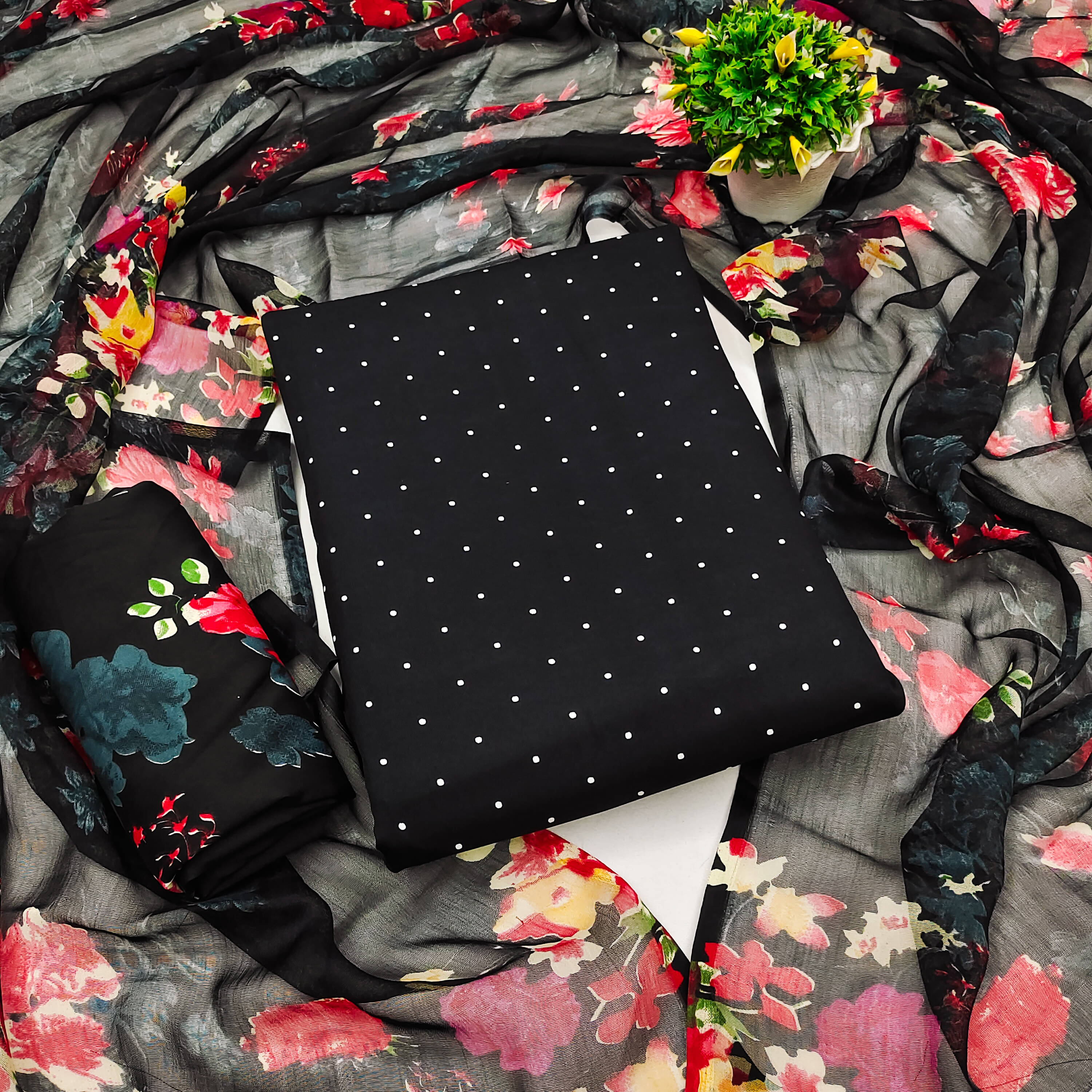 Kashvi Unstitched Crepe Printed Dress Material - Black ( Pack of 1 ) Kashvi Unstitched Crepe Printed Dress Material - Black ( Pack of 1 )