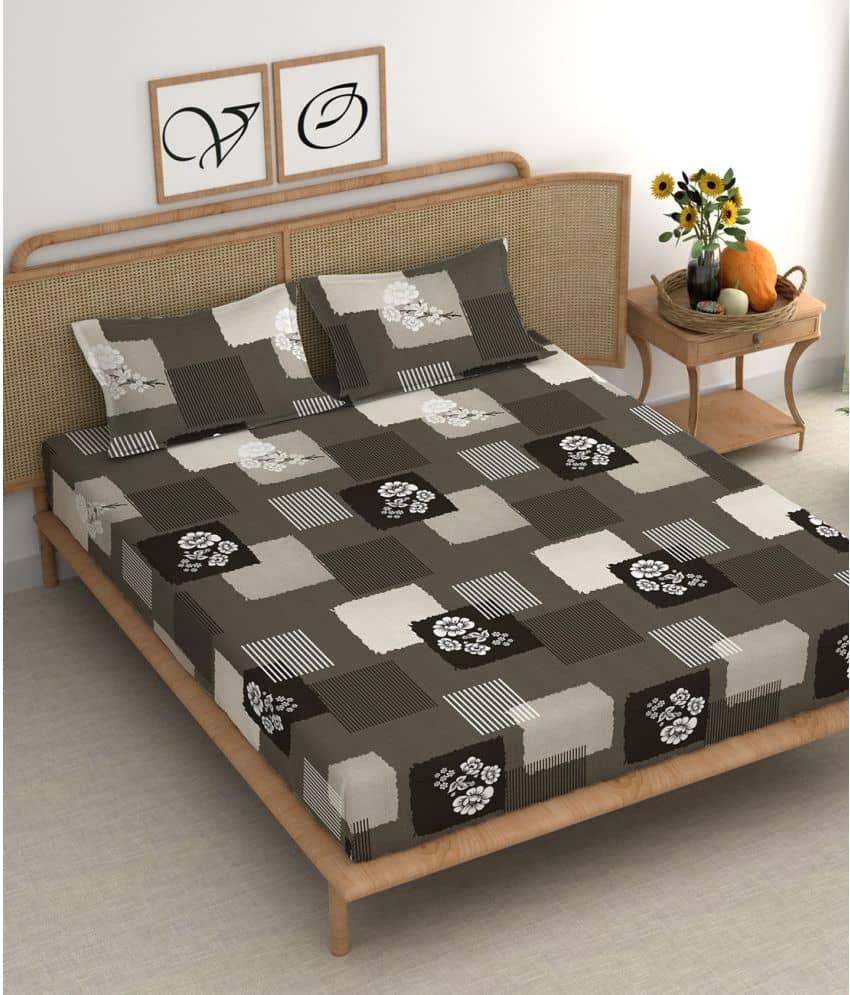 chhavi india Microfiber 1 Double King Bedsheet with 2 Pillow Covers ( Grey )