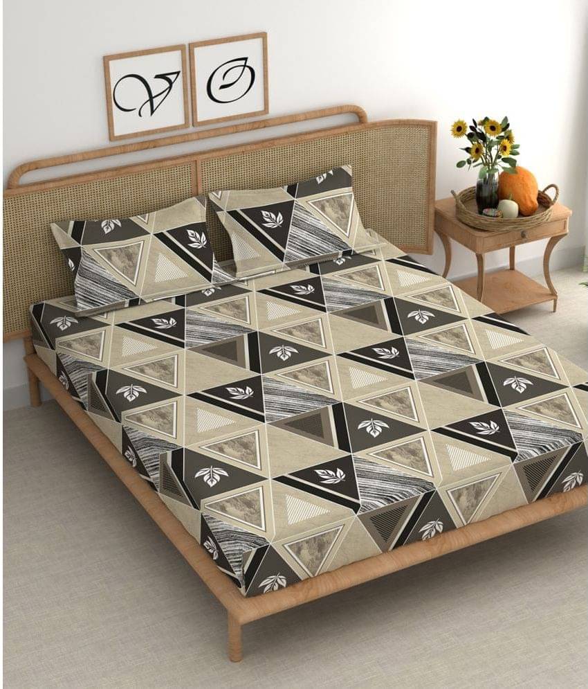     			chhavi india Microfiber 1 Double King Bedsheet with 2 Pillow Covers ( Beige )
