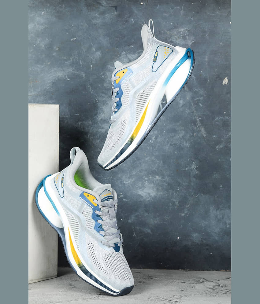 Columbus INVICTUS Light Grey Men's Sports Running Shoes