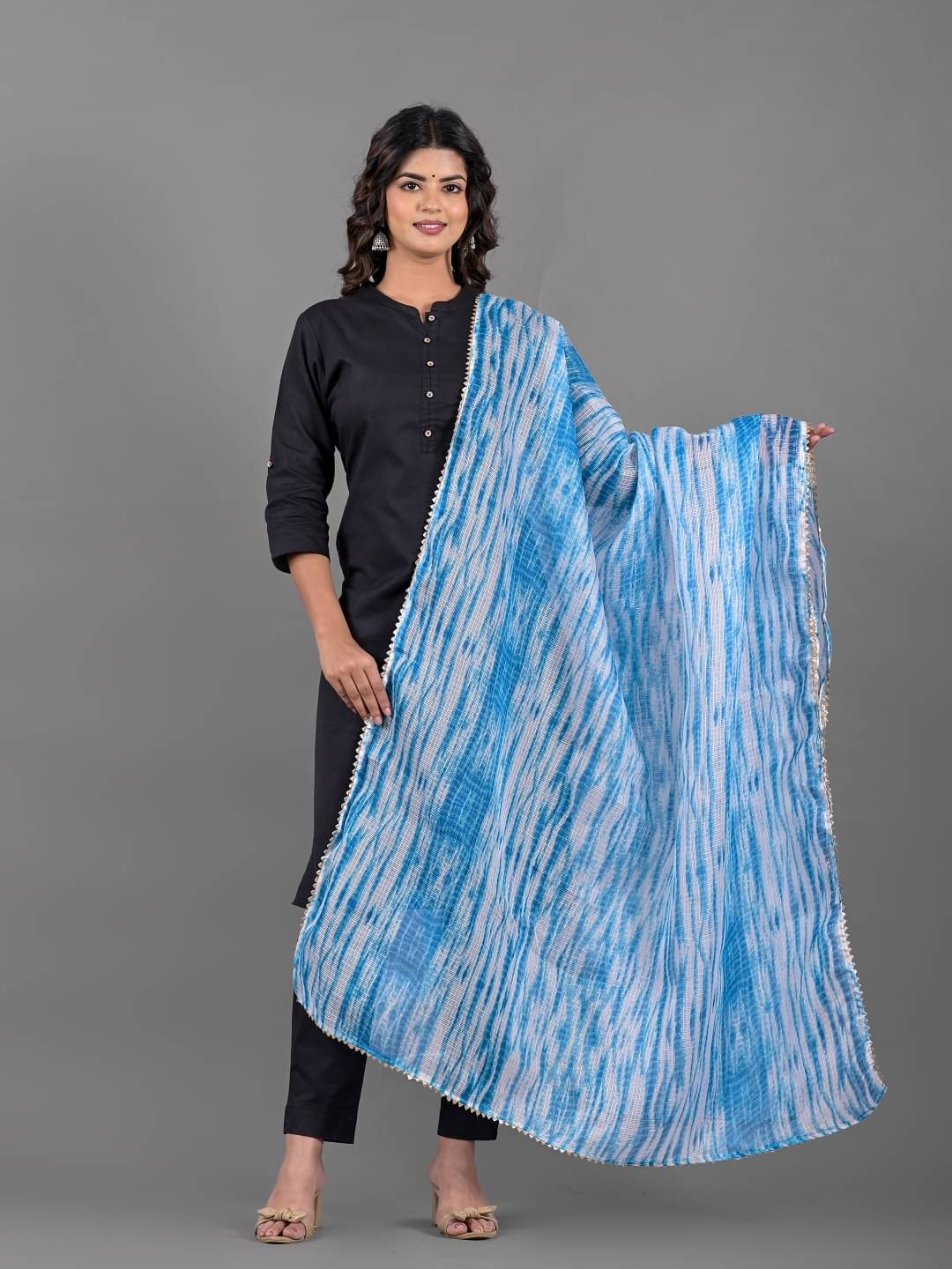     			Apratim Blue Cotton Blend Women's Dupatta - ( Pack of 1 )