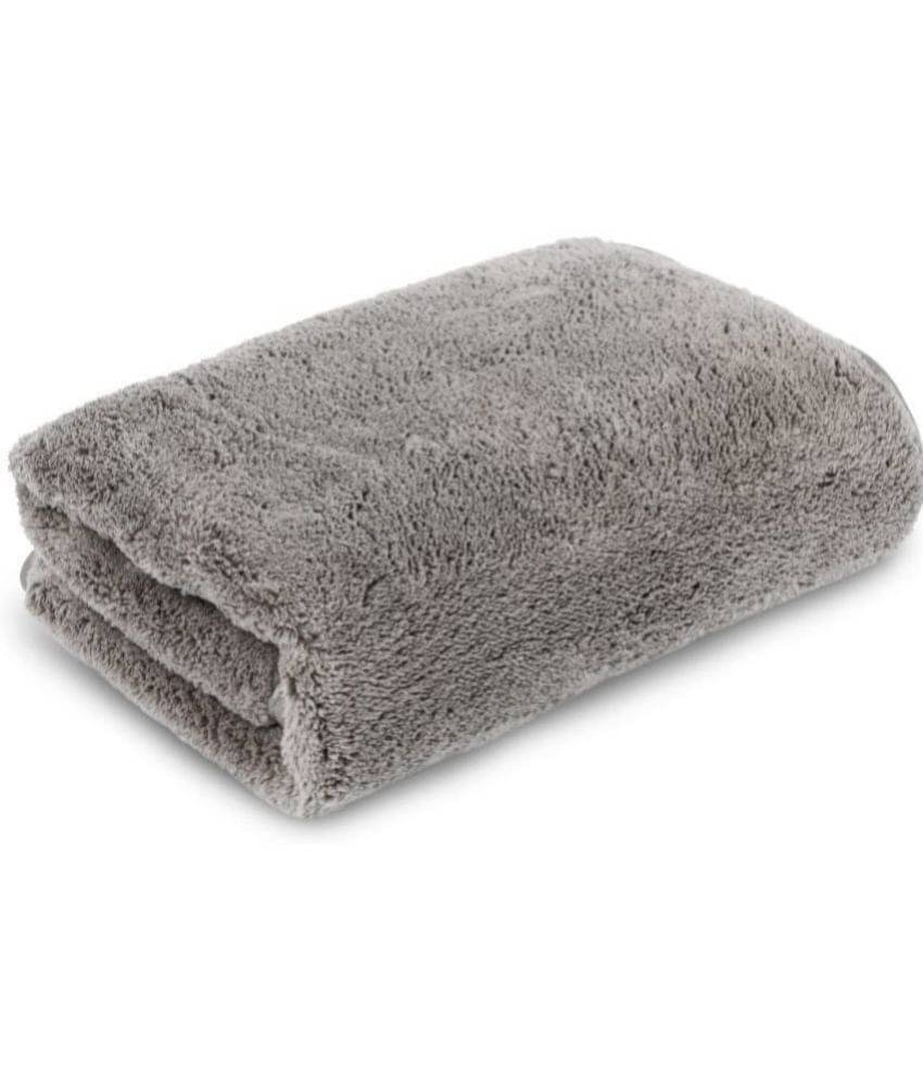 Auto Hub Grey 600 GSM Microfiber Cloth For Automobile ( Pack of 1 ) Auto Hub Grey 600 GSM Microfiber Cloth For Automobile ( Pack of 1 )