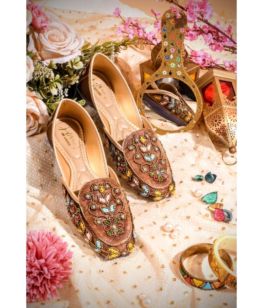 JM Looks Brown Women's Ethnic Ballerinas JM Looks Brown Women's Ethnic Ballerinas
