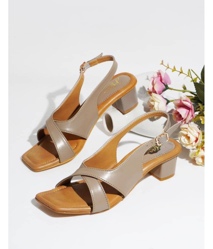     			JM Looks Cream Women's Sandal Heels