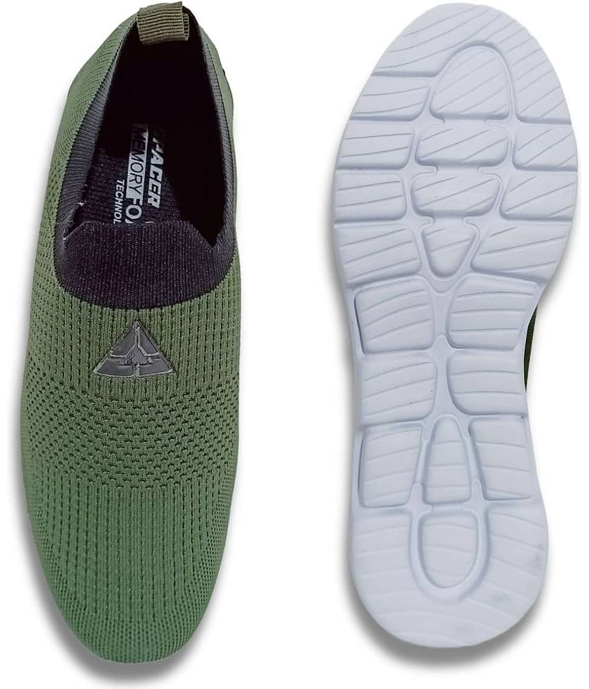 RICKENBAC Gray Men's Sports Running Shoes