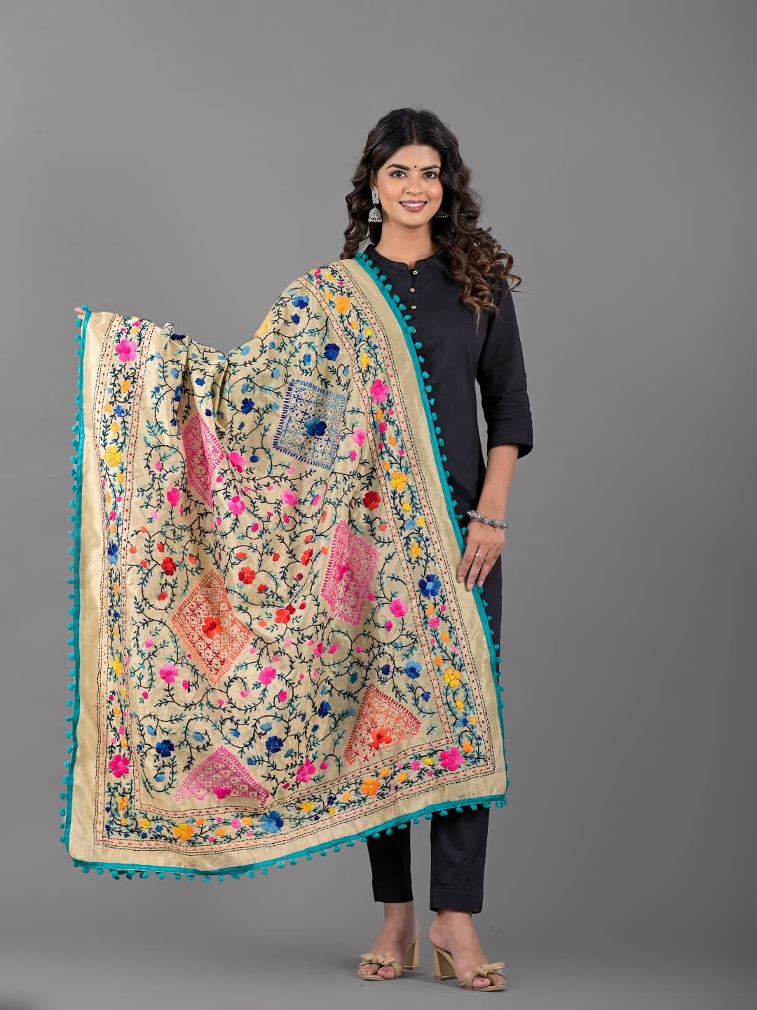     			Apratim Beige Chanderi Women's Dupatta - ( Pack of 1 )