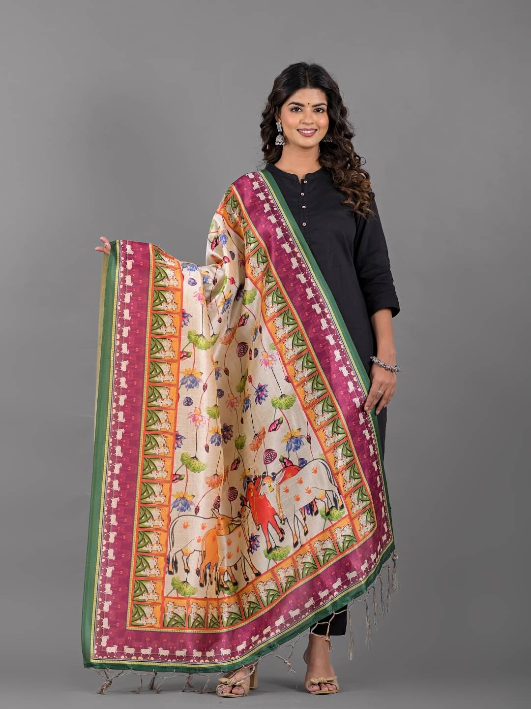     			Apratim Beige Silk Women's Dupatta - ( Pack of 1 )