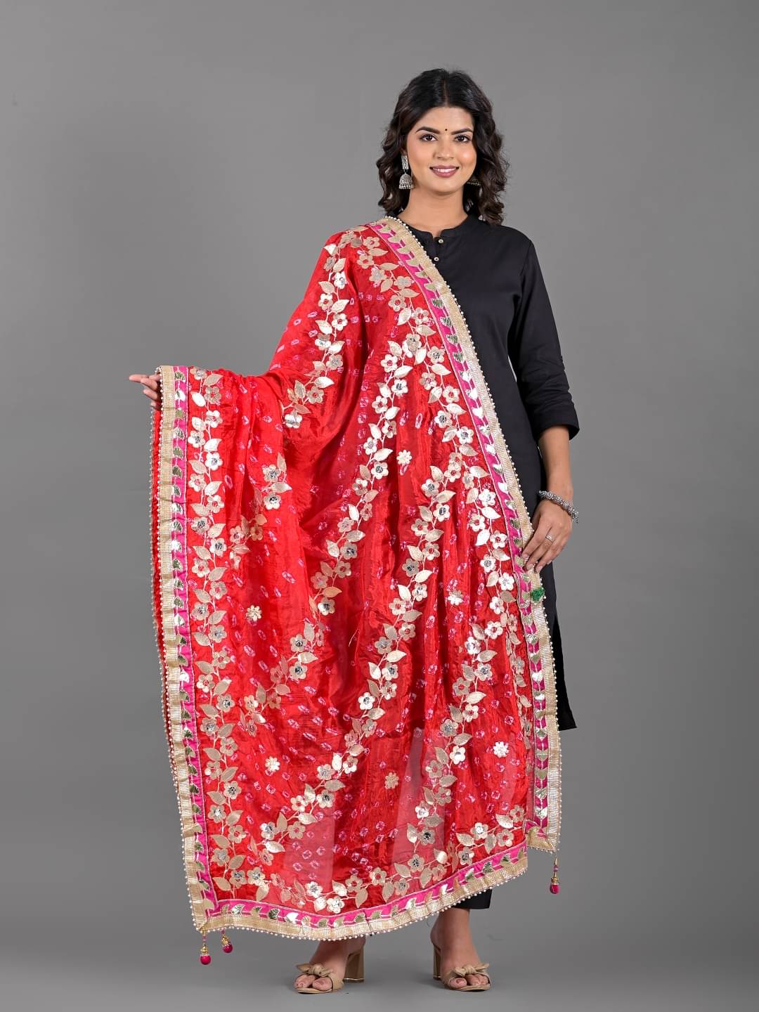 Apratim Red Silk Women's Dupatta - ( Pack of 1 ) Apratim Red Silk Women's Dupatta - ( Pack of 1 )