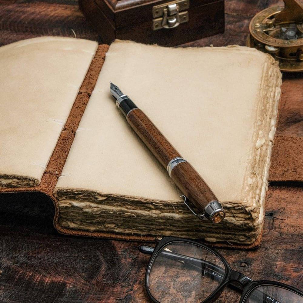 Handcrafted diary Regular Diary Unruled 200 Pages (Brown) Handcrafted diary Regular Diary Unruled 200 Pages (Brown)