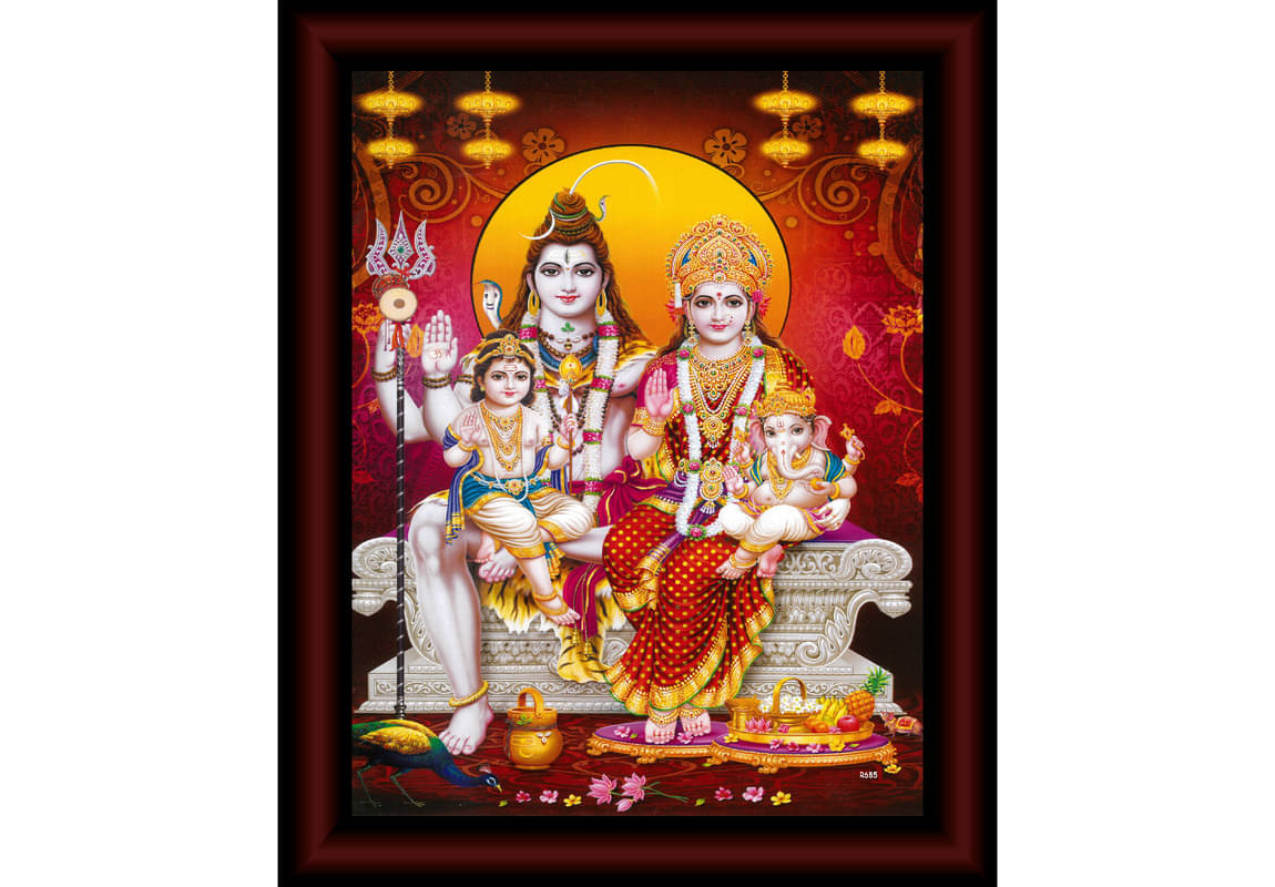 Saf Shiv Parivar Religious Painting With Frame Saf Shiv Parivar Religious Painting With Frame