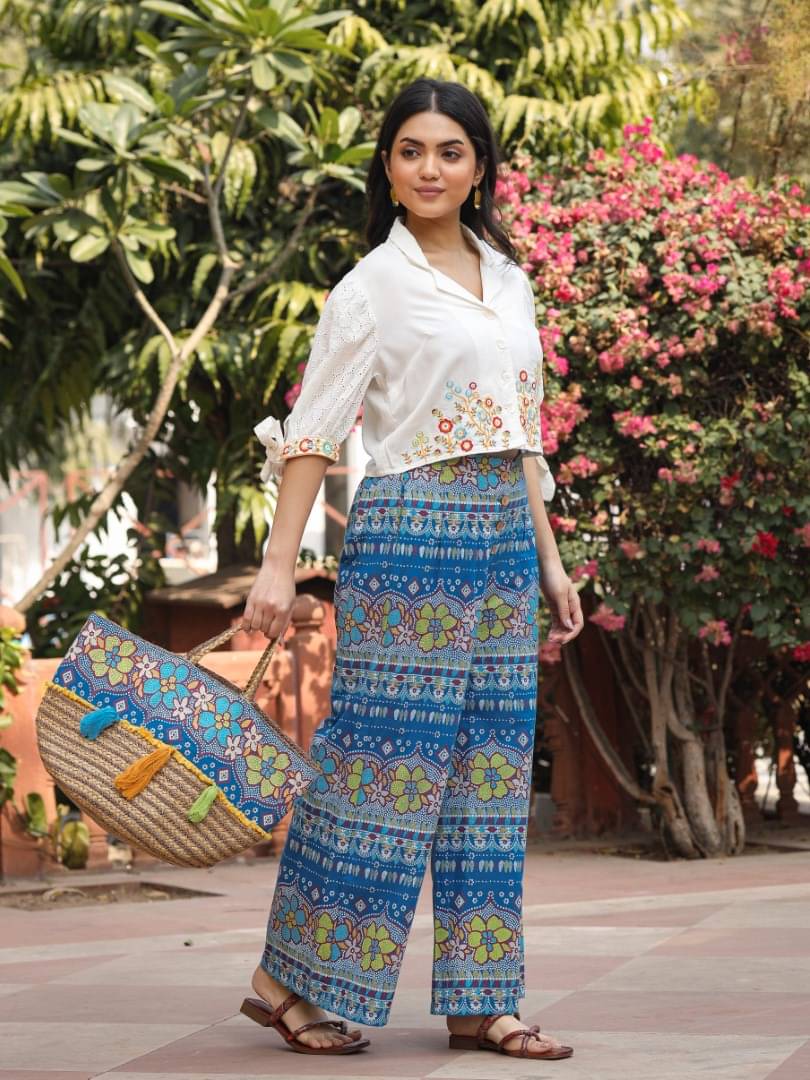    			Juniper Women Embroidered Top With Trousers Co-Ord Set ( Blue )